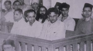 Rashtra Bhakt Godse with other revolutionaries