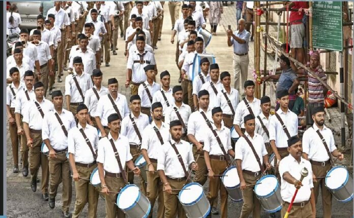 चरैवेति चरैवेति प्रचलामः निरंतरम